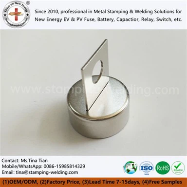 Tappo e contatto per fusibile di ricarica EV